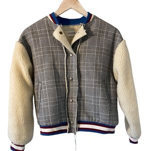 white/grey jacket with beautiful sleeves